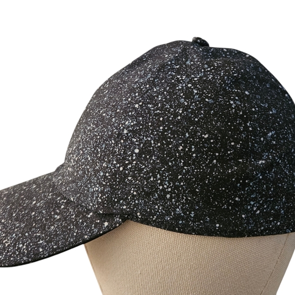 Lululemon Women's Cap - Picture 2 of 7